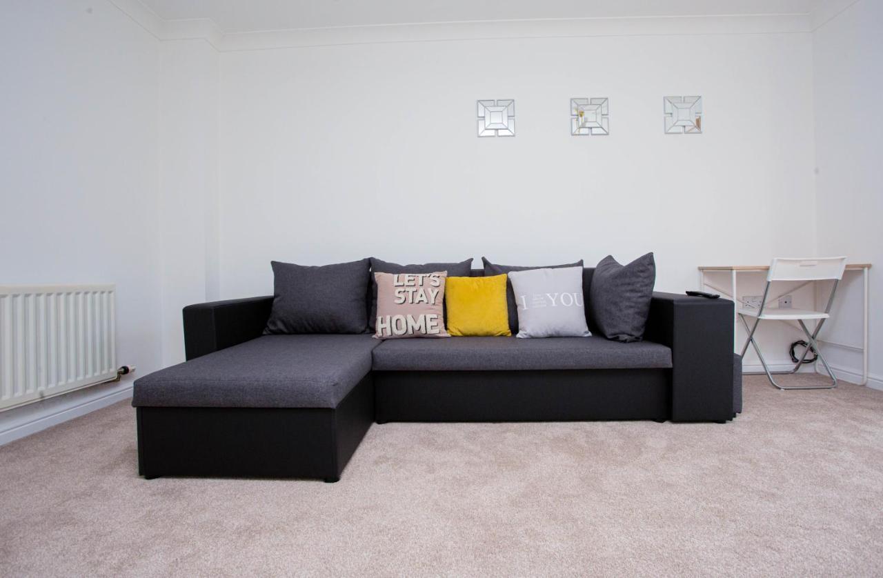Intellect Suites Northampton Extérieur photo