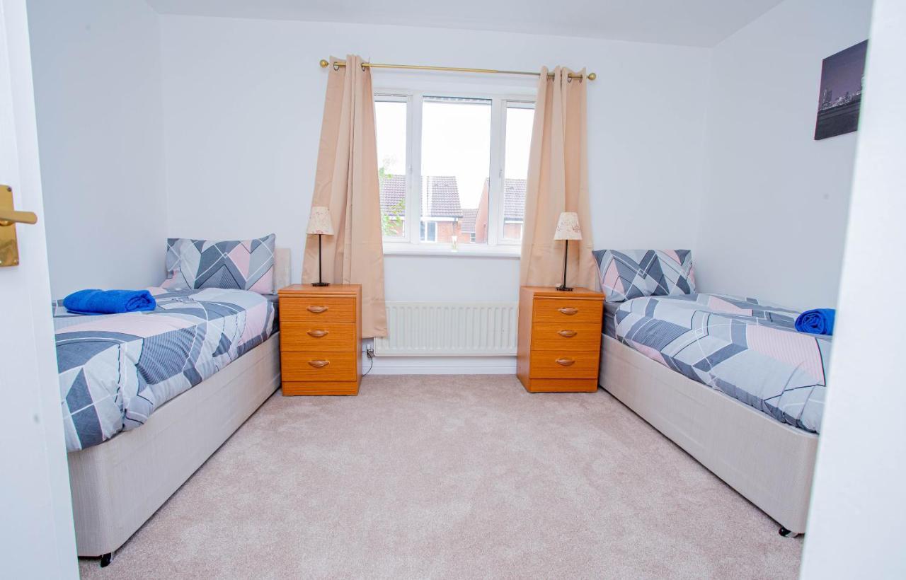 Intellect Suites Northampton Extérieur photo