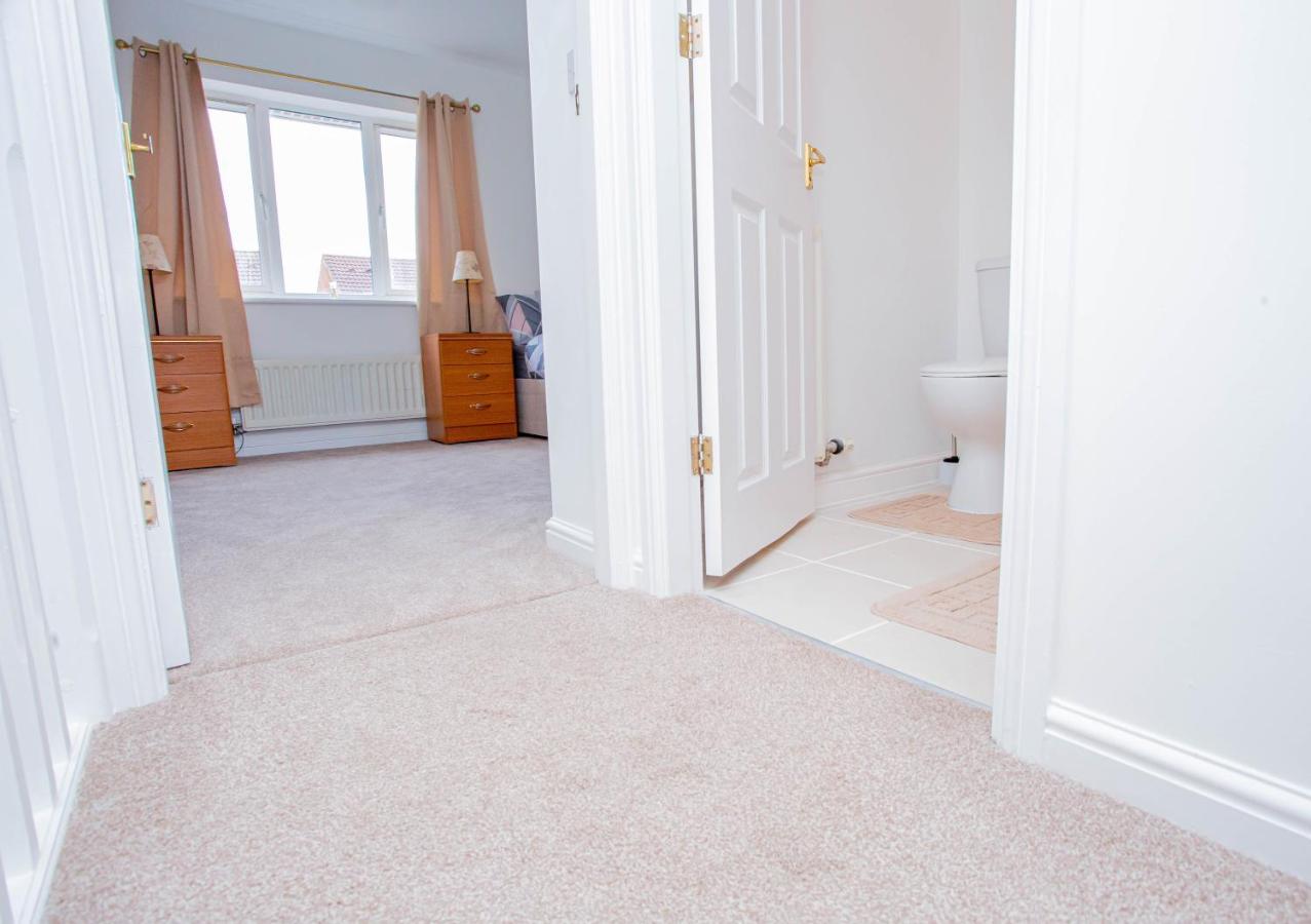 Intellect Suites Northampton Extérieur photo