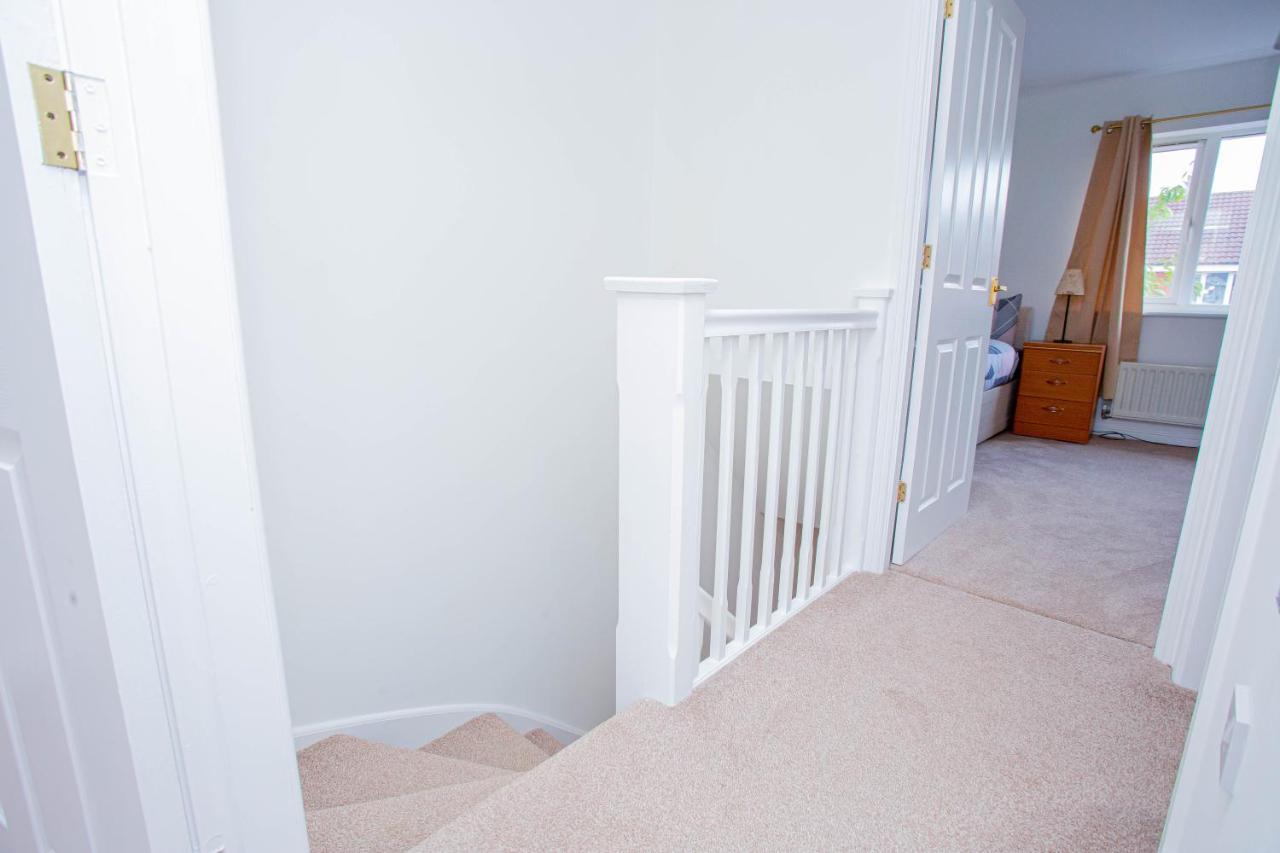 Intellect Suites Northampton Extérieur photo